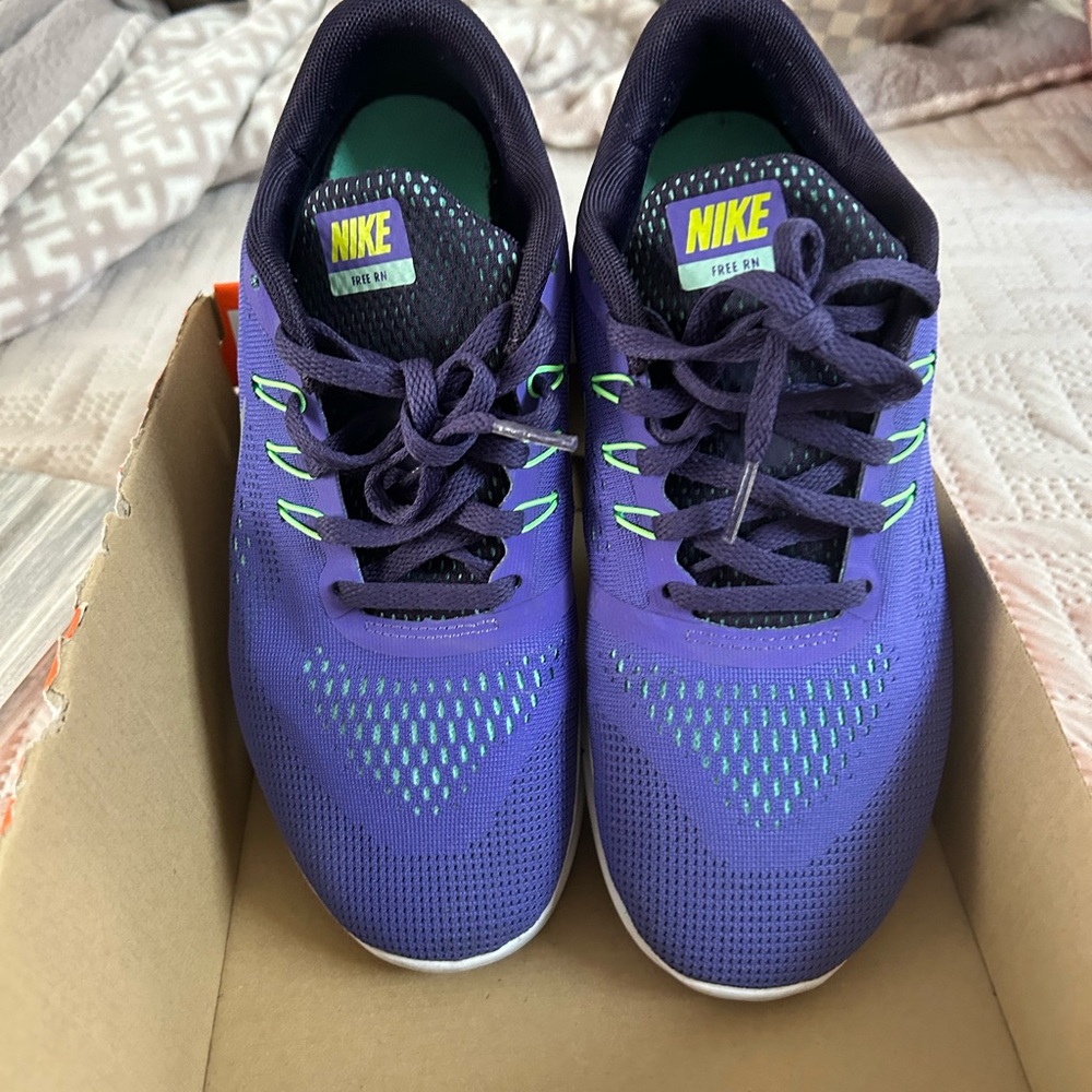 Nike Purple Running Shoes
